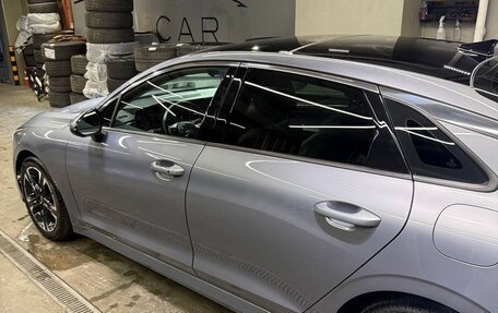 KIA K5, 2021 год, 2 300 000 рублей, 2 фотография