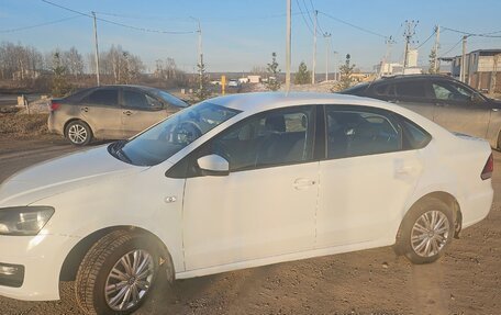 Volkswagen Polo VI (EU Market), 2017 год, 1 040 000 рублей, 11 фотография