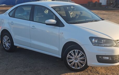 Volkswagen Polo VI (EU Market), 2017 год, 1 040 000 рублей, 3 фотография