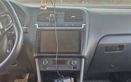 Volkswagen Polo VI (EU Market), 2017 год, 1 040 000 рублей, 17 фотография