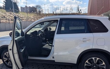 Suzuki Vitara II рестайлинг, 2025 год, 1 810 000 рублей, 2 фотография