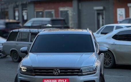 Volkswagen Tiguan II, 2019 год, 2 900 000 рублей, 15 фотография