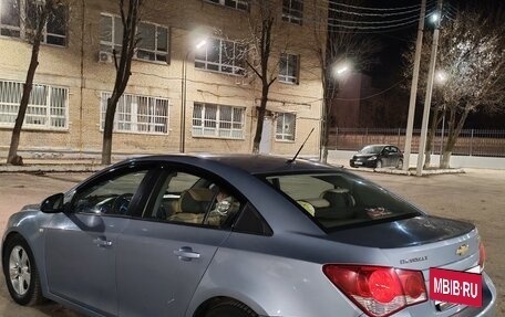 Chevrolet Cruze II, 2010 год, 640 000 рублей, 5 фотография