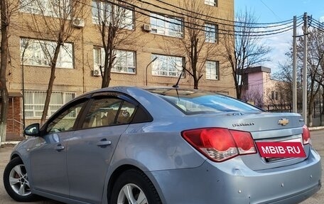 Chevrolet Cruze II, 2010 год, 640 000 рублей, 15 фотография