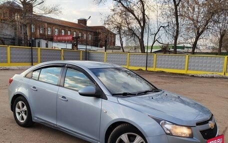 Chevrolet Cruze II, 2010 год, 640 000 рублей, 18 фотография