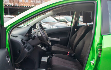 Mazda 2 III, 2012 год, 979 000 рублей, 12 фотография