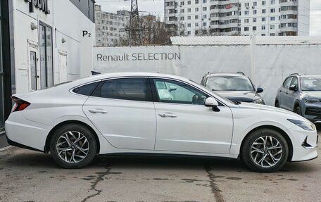 Hyundai Sonata VIII, 2019 год, 2 300 000 рублей, 4 фотография