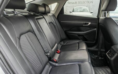 Hyundai Sonata VIII, 2019 год, 2 300 000 рублей, 13 фотография