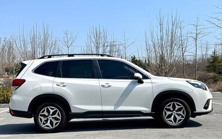 Subaru Forester, 2022 год, 2 410 000 рублей, 6 фотография