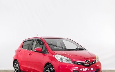 Toyota Vitz, 2012 год, 1 069 000 рублей, 2 фотография