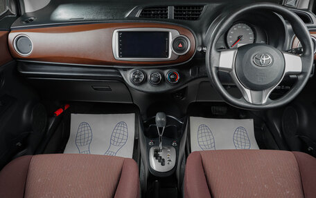 Toyota Vitz, 2012 год, 1 069 000 рублей, 13 фотография