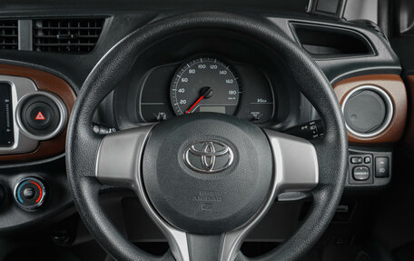 Toyota Vitz, 2012 год, 1 069 000 рублей, 14 фотография