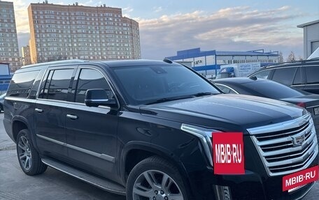 Cadillac Escalade IV, 2018 год, 5 500 000 рублей, 2 фотография