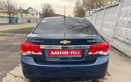 Chevrolet Cruze II, 2012 год, 700 000 рублей, 2 фотография