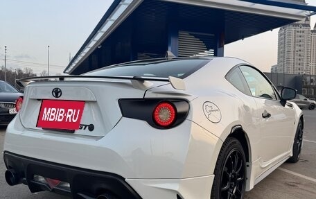 Toyota GT86 I, 2017 год, 3 240 000 рублей, 2 фотография