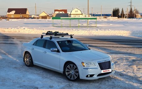 Chrysler 300C II, 2012 год, 1 800 000 рублей, 23 фотография