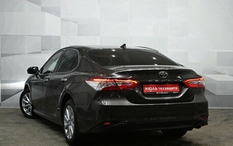 Toyota Camry, 2018 год, 2 800 000 рублей, 5 фотография