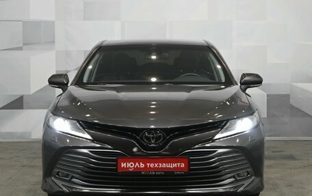 Toyota Camry, 2018 год, 2 800 000 рублей, 3 фотография