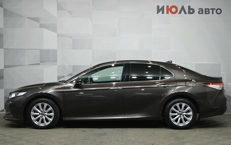 Toyota Camry, 2018 год, 2 800 000 рублей, 8 фотография