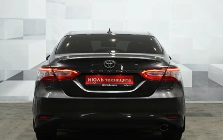 Toyota Camry, 2018 год, 2 800 000 рублей, 6 фотография