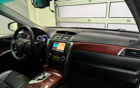 Toyota Camry, 2012 год, 1 390 000 рублей, 15 фотография