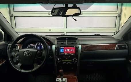 Toyota Camry, 2012 год, 1 390 000 рублей, 14 фотография