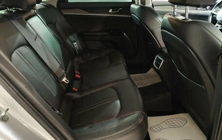 KIA K5, 2021 год, 2 200 000 рублей, 16 фотография