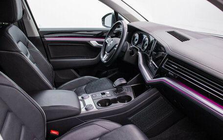 Volkswagen Touareg III, 2021 год, 6 790 000 рублей, 9 фотография