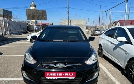 Hyundai Solaris II рестайлинг, 2013 год, 899 000 рублей, 3 фотография