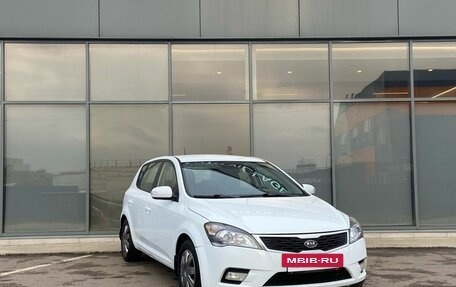 KIA cee'd I рестайлинг, 2011 год, 549 000 рублей, 2 фотография