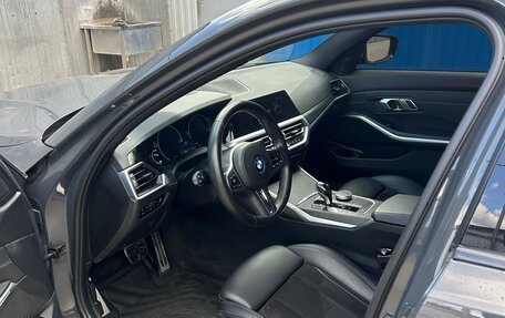 BMW 3 серия, 2019 год, 3 100 000 рублей, 20 фотография