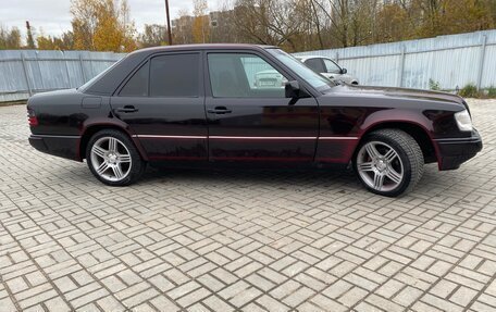 Mercedes-Benz W124, 1989 год, 650 000 рублей, 3 фотография