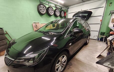 Opel Astra K, 2020 год, 1 470 000 рублей, 4 фотография