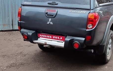 Mitsubishi L200 IV рестайлинг, 2012 год, 1 530 000 рублей, 4 фотография