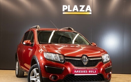 Renault Sandero II рестайлинг, 2015 год, 999 000 рублей, 2 фотография