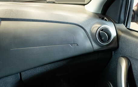 Renault Sandero II рестайлинг, 2015 год, 999 000 рублей, 18 фотография