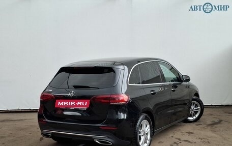 Mercedes-Benz B-Класс, 2019 год, 1 950 000 рублей, 5 фотография