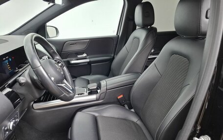 Mercedes-Benz B-Класс, 2019 год, 1 950 000 рублей, 10 фотография