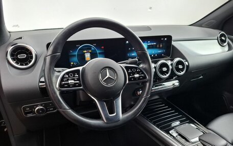 Mercedes-Benz B-Класс, 2019 год, 1 950 000 рублей, 13 фотография