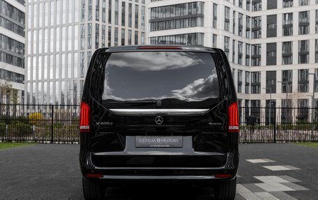 Mercedes-Benz V-Класс, 2022 год, 26 000 000 рублей, 5 фотография