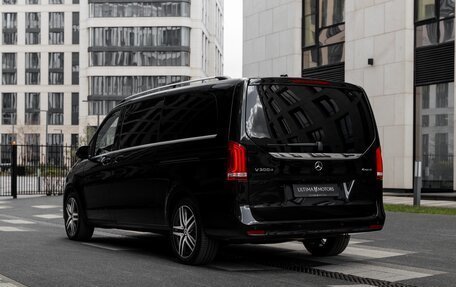 Mercedes-Benz V-Класс, 2022 год, 26 000 000 рублей, 6 фотография