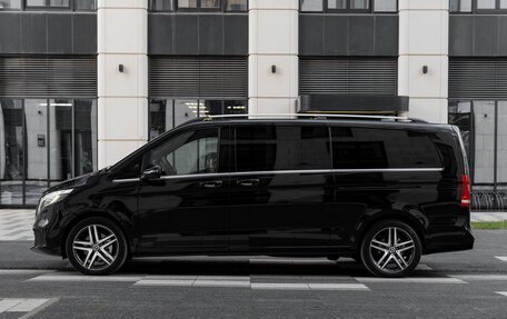 Mercedes-Benz V-Класс, 2022 год, 26 000 000 рублей, 7 фотография