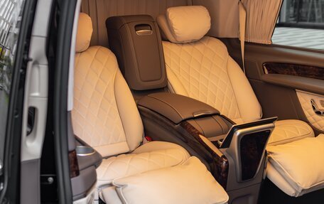 Mercedes-Benz V-Класс, 2022 год, 26 000 000 рублей, 10 фотография