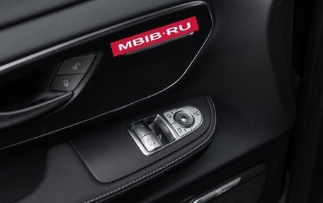 Mercedes-Benz V-Класс, 2022 год, 26 000 000 рублей, 25 фотография