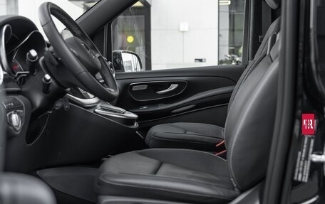 Mercedes-Benz V-Класс, 2022 год, 26 000 000 рублей, 26 фотография