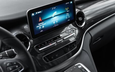 Mercedes-Benz V-Класс, 2022 год, 26 000 000 рублей, 31 фотография