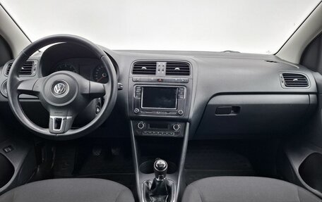 Volkswagen Polo VI (EU Market), 2015 год, 850 000 рублей, 12 фотография