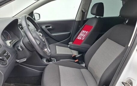 Volkswagen Polo VI (EU Market), 2015 год, 850 000 рублей, 10 фотография