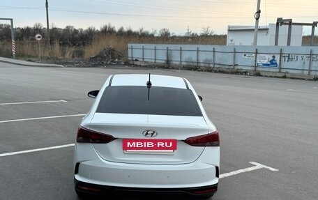 Hyundai Solaris II рестайлинг, 2020 год, 970 000 рублей, 5 фотография