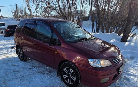Toyota Corolla Spacio II, 1998 год, 330 000 рублей, 2 фотография